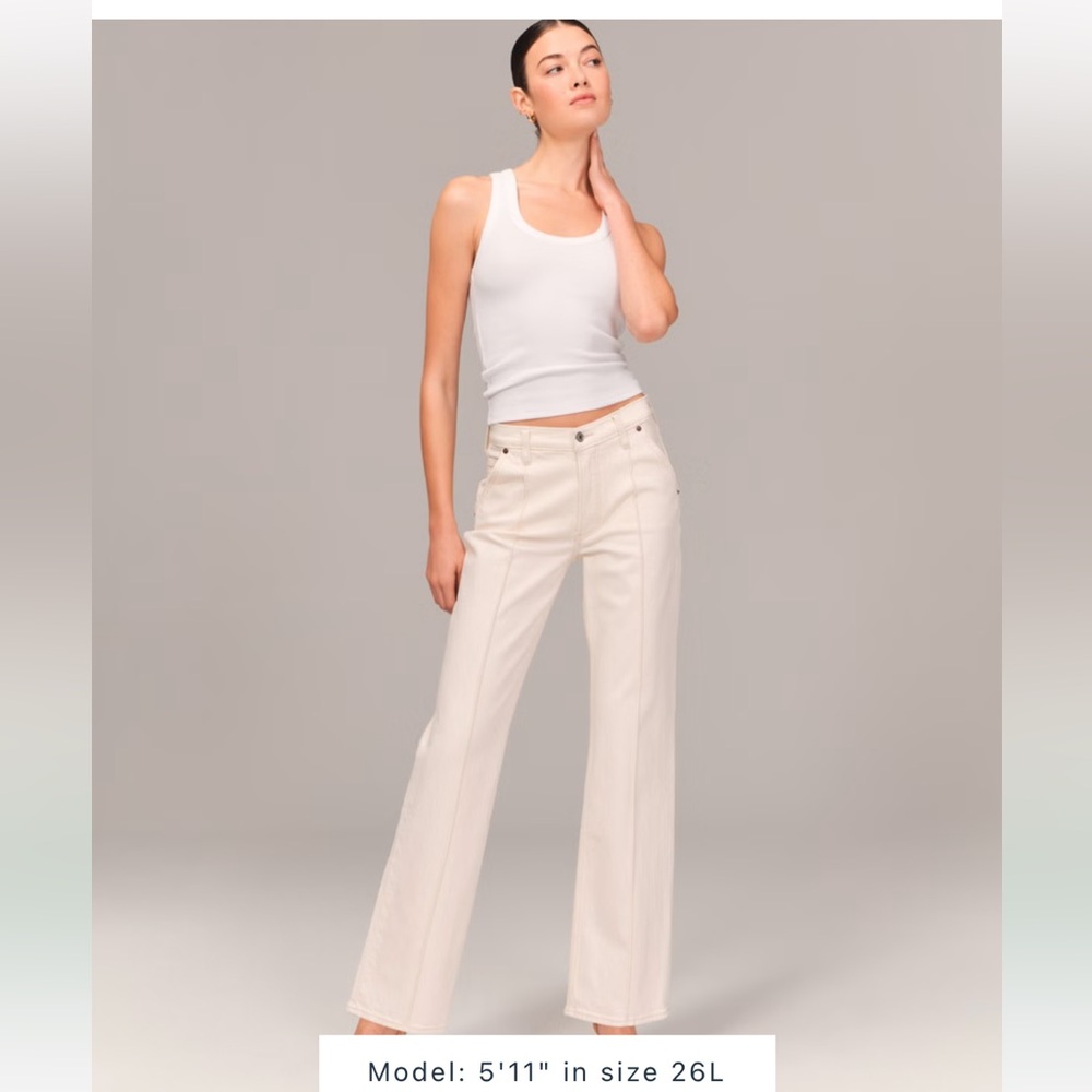 Abercrombie The baggy mid rise jean 24 short